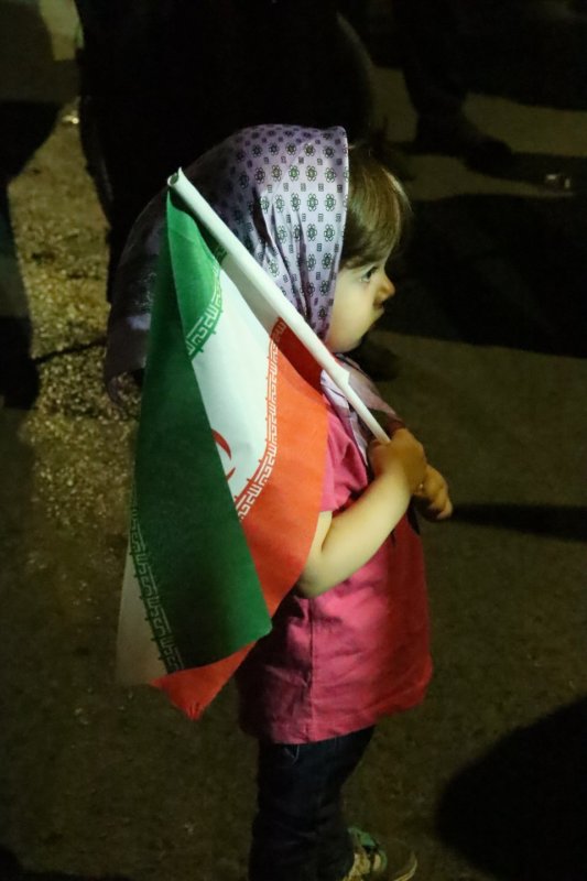لنز دانشجو