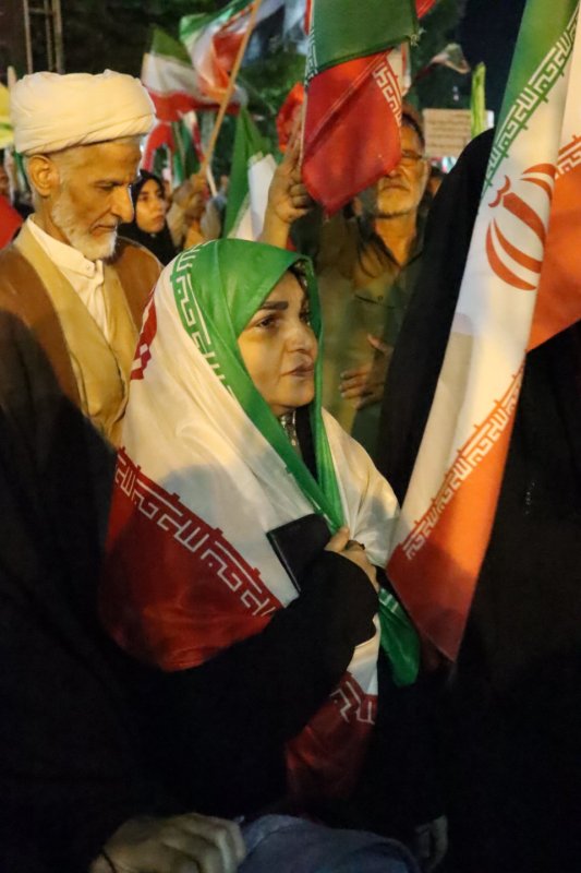 لنز دانشجو