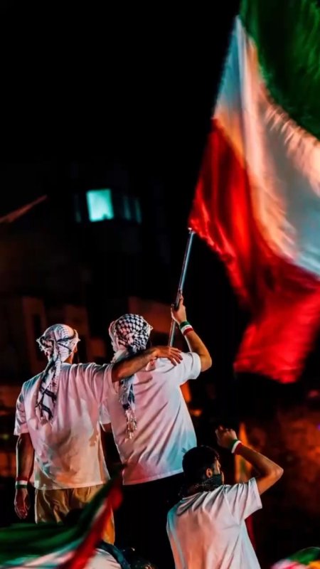 ایران؛ عشقِ بی‌پایان