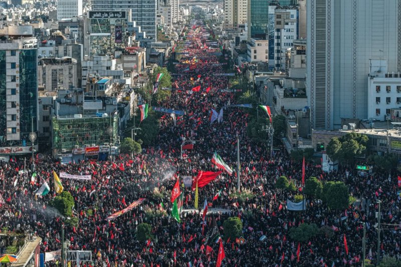 تشییع رهبری در مشهد