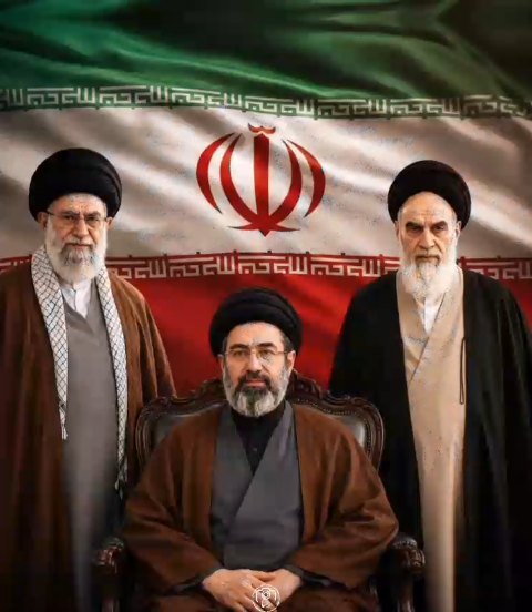 خامنه ای و خمینی هنوز زنده اند