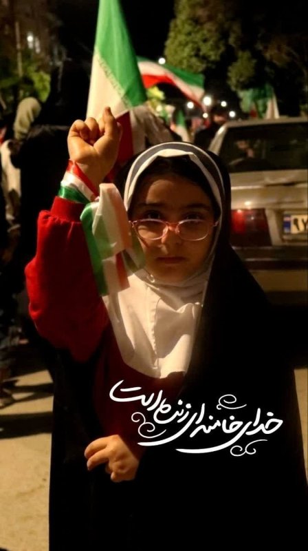 خدای خامنه ای زنده است