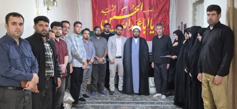 دیدار با خانواده شهید